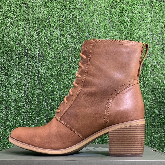 TIMBERLAND WOMEN'S BAYNLEE PARK MID LACE UP LEATHER BOOT - Picture 2 of 5